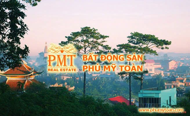 Nhà liên kế đường Phan Đình Giót. Cách Hồ Xuân Hương 2,5 Km, Gần chợ, Gần Bệnh viện. Diện tích: 52 m2 (4,2 x 12m) Kết cấu 1 Trệt, 2 Lầu bao gồm 3 PN, 2 Wc. Giá bán: 5,5 tỷ