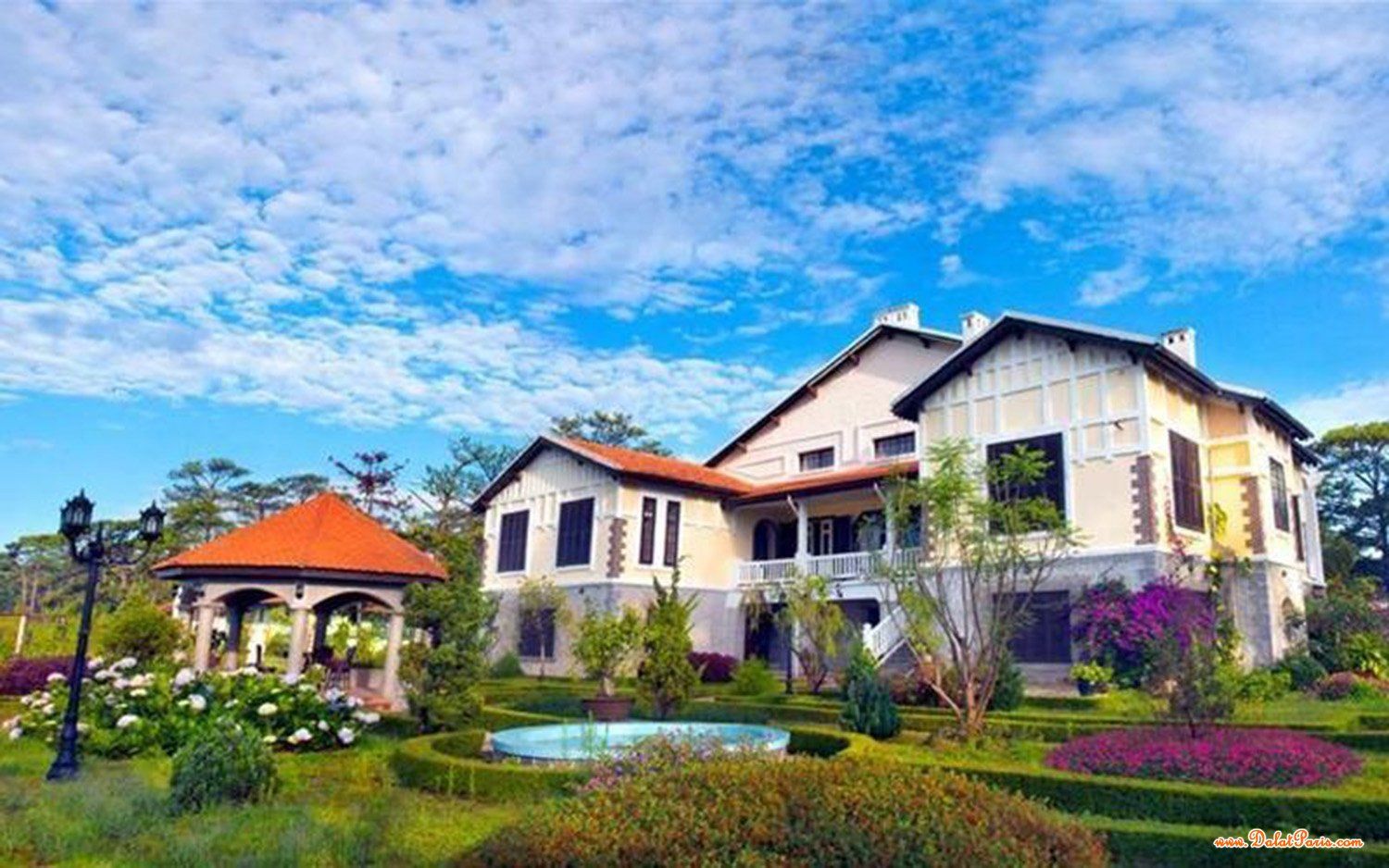 Đất xây dựng Đường Ngô thì nhậm, Phường 4, Gần trung tâm TP. Đà lạt, Đường ô tô, cách Hồ Xuân Hương 3km, thích hợp an cư nghỉ dưỡng, giá 2,5tỷ