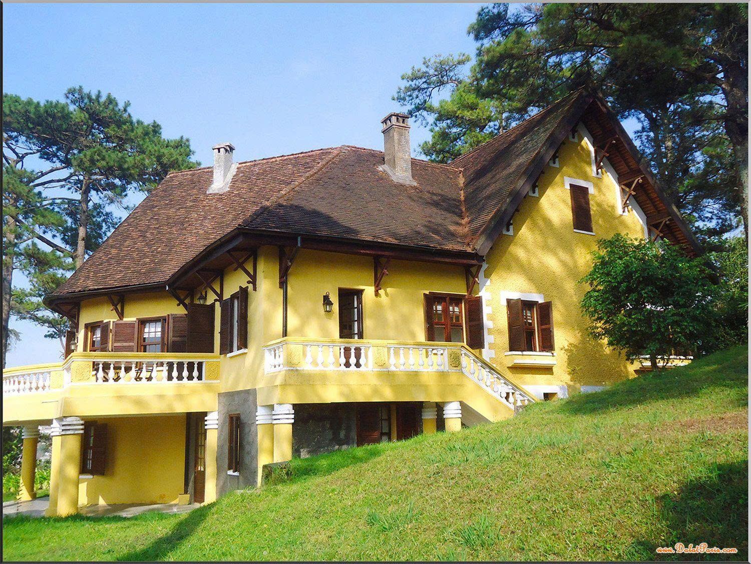 Nhà liên kế KDC An Phú House, phường 7, Đà Lạt. DT 115.37m2 5 lầu 9 phòng. Cách HXH khoản 4km, gần trung tâm TDTT tỉnh. Thích hợp an cư, kinh doanh homestay. Giá 11.5 tỷ