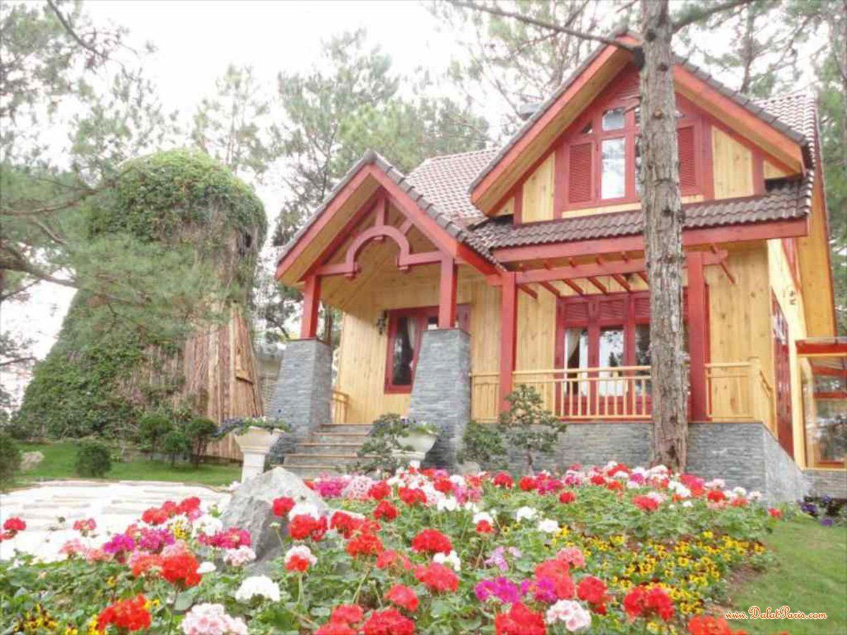 Nhà liên kế hẻm Mê Linh, đường hẻm ô tô vào tận nơi, khu dân cư yên tĩnh, văn minh, cách Hồ Xuân Hương 6km. giá 7.9 tỷ